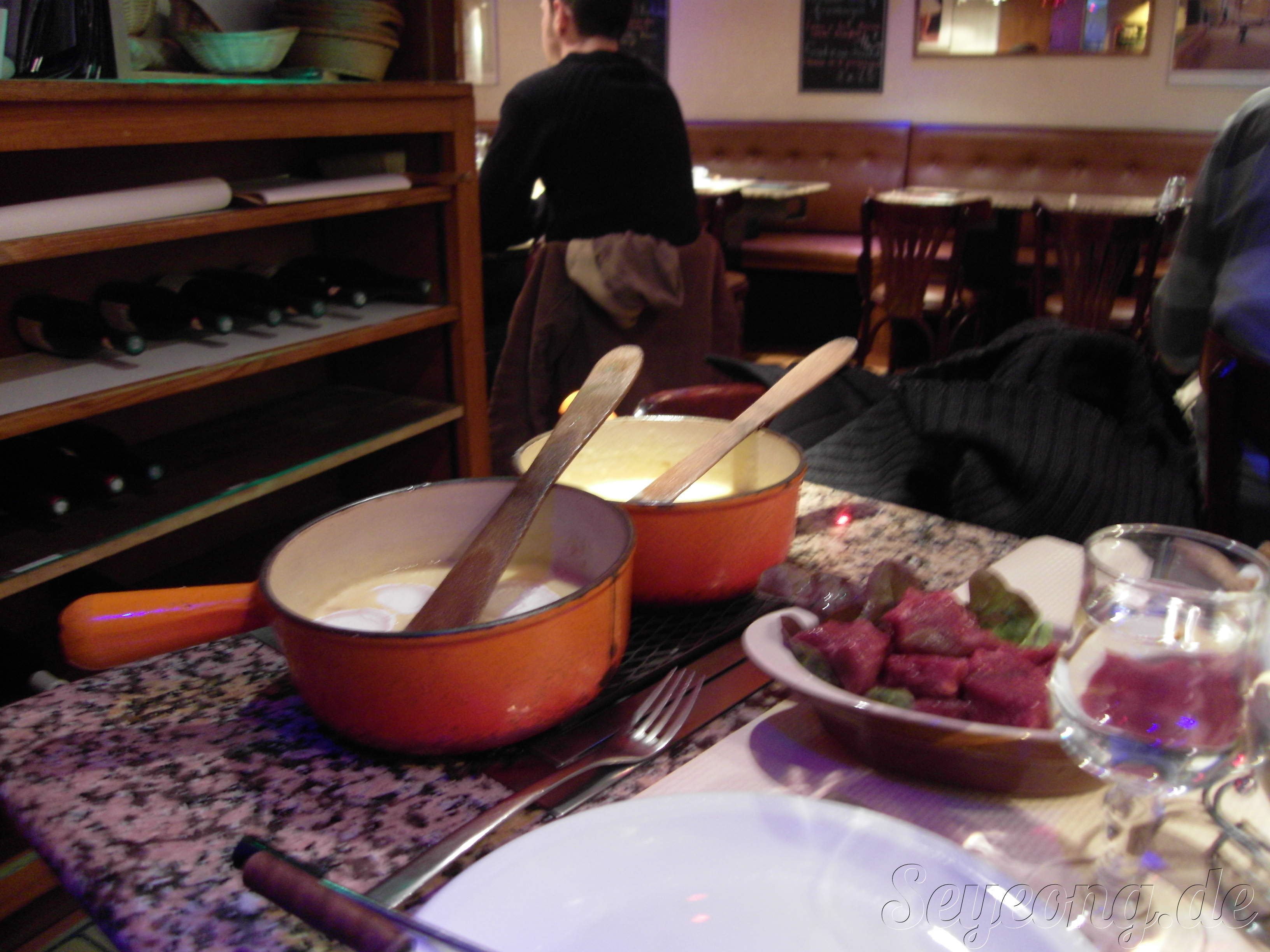 Fondue Restaurant 2 世榮 Worldglory