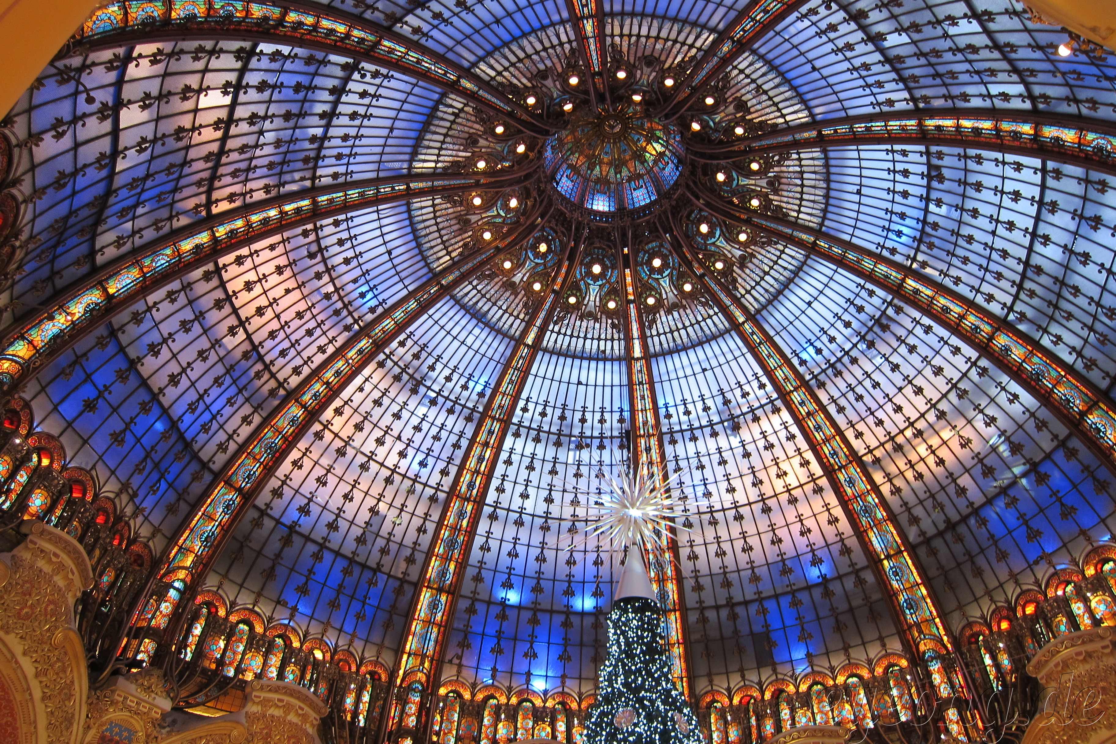 Ceiling Of Galeries Lafayette 世榮 Worldglory
