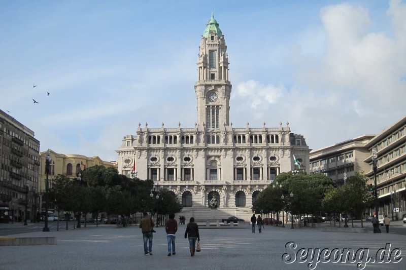 Av dos Aliados and City Hall 2