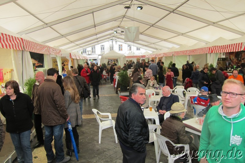 Market in Praca da Figueira