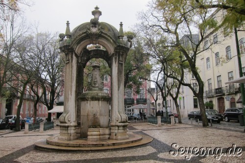 Igreja do Carmo at Largo do Carmo 3