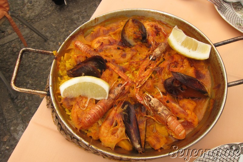 Paella at Restaurant La Cueva 5