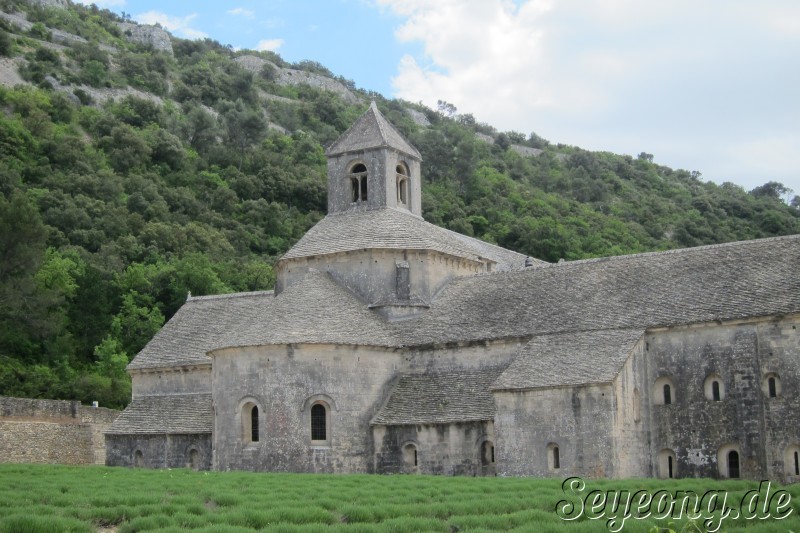 Abbaye Notre-Dame de Senanque 3