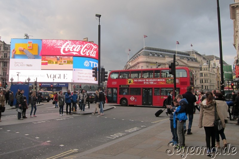 Piccadilly Circus