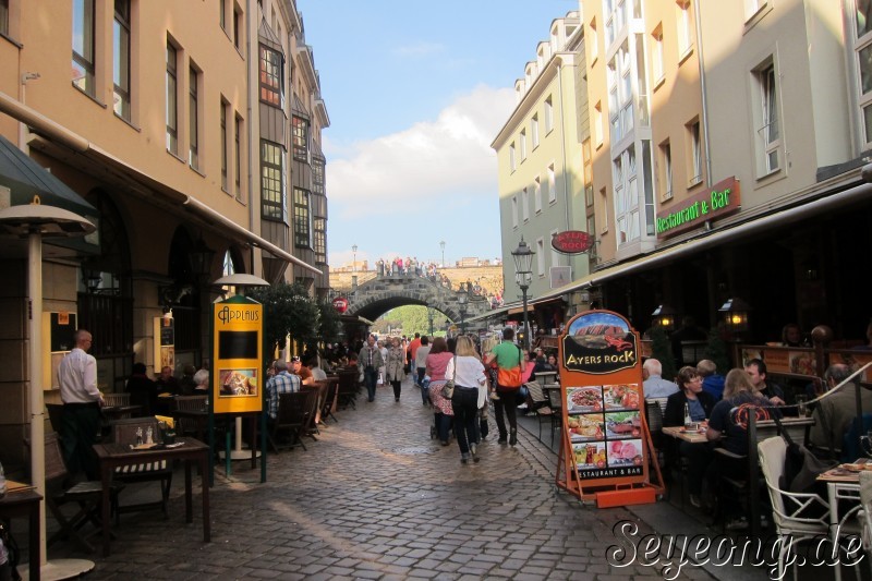 Bruehlsche Terrasse