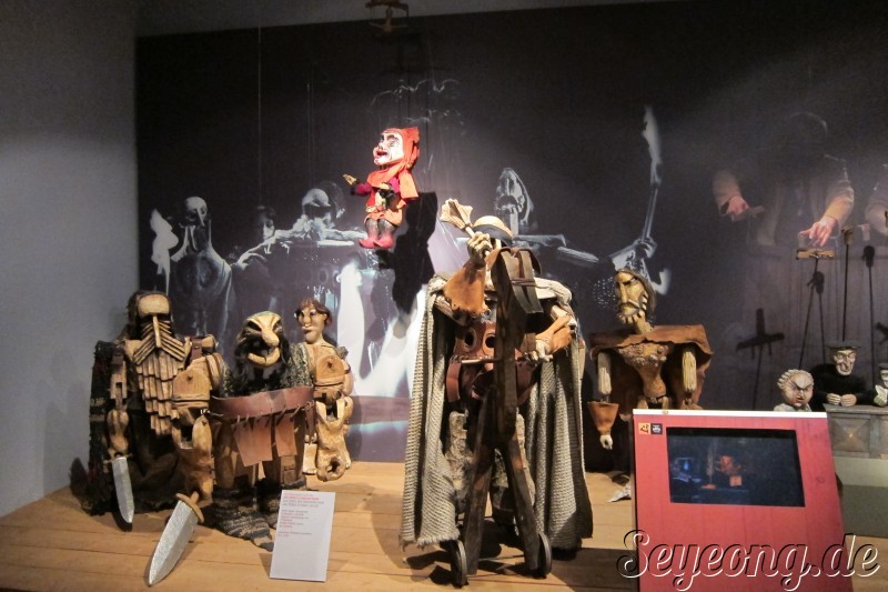 Puppet Museum 2