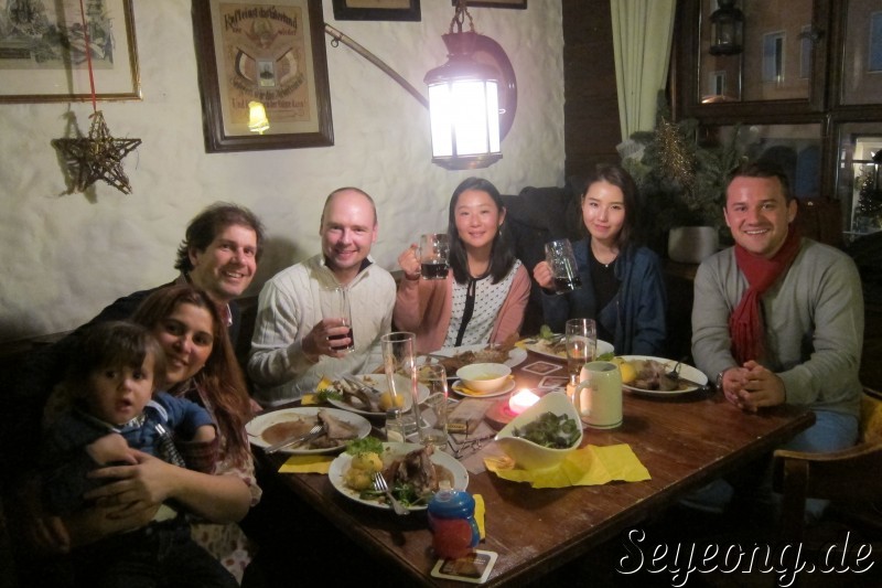 Dinner with Elens Family 3
