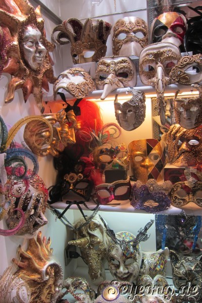 Mask Souveniers