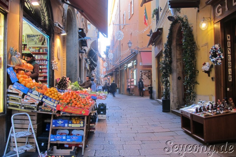 Market in Bologna 2