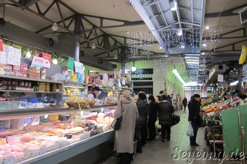 Market in Modena